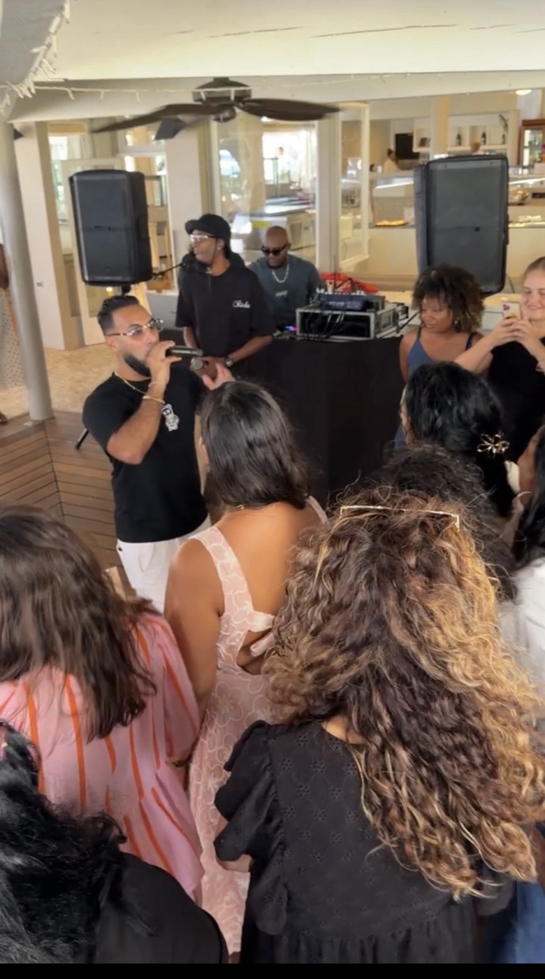 Ambiance DJ et animation lors d'un séminaire d'entreprise animé par Pull Up à La Réunion